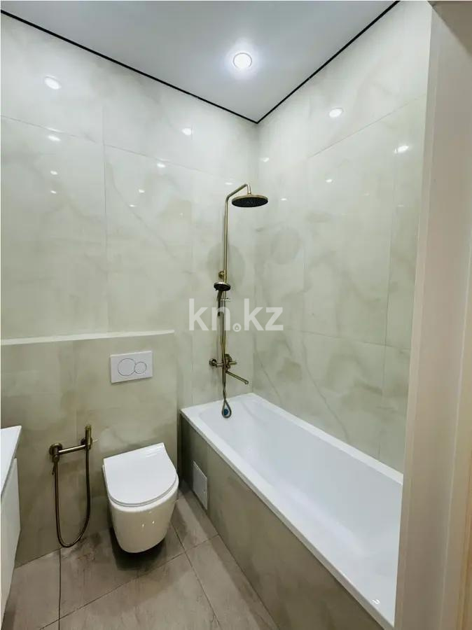 Продажа 3-комнатной квартиры, 65 м², ул. А-52, дом  8 в Астане - фото 3