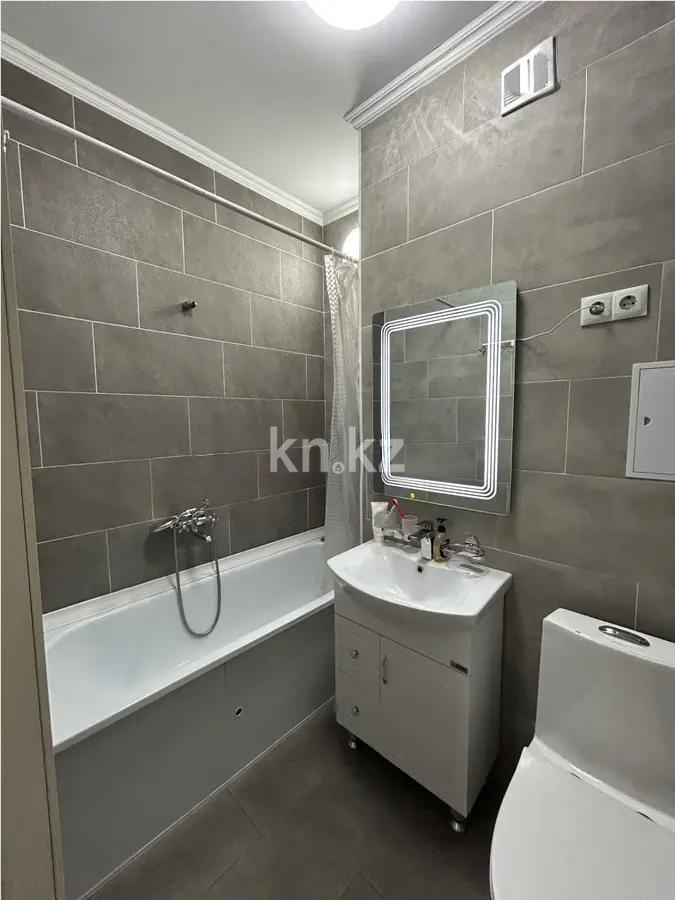 Продажа 1-комнатной квартиры, 37 м², пр. Райымбека, дом  206/12 в Алматы - фото 3