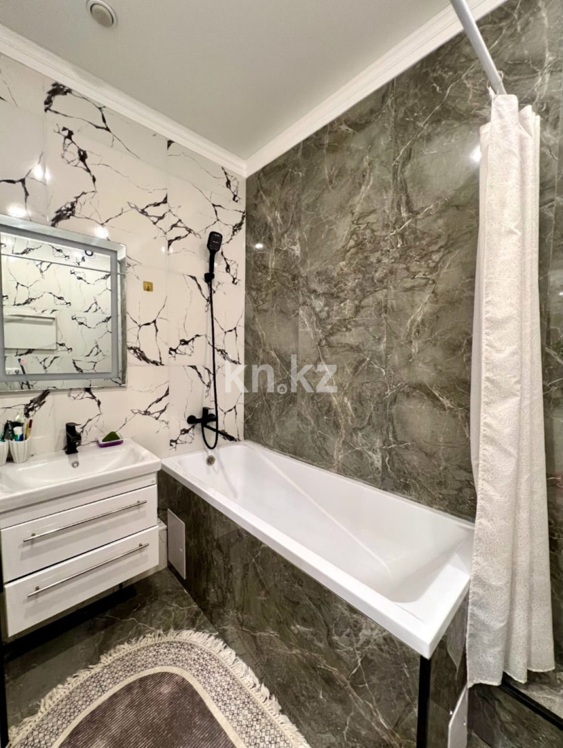 Продажа 3-комнатной квартиры, 70 м², ул. Кунаева, дом  15/1 - Продажа жилой и коммерческой недвижимости в Алматы фото 8 из 17