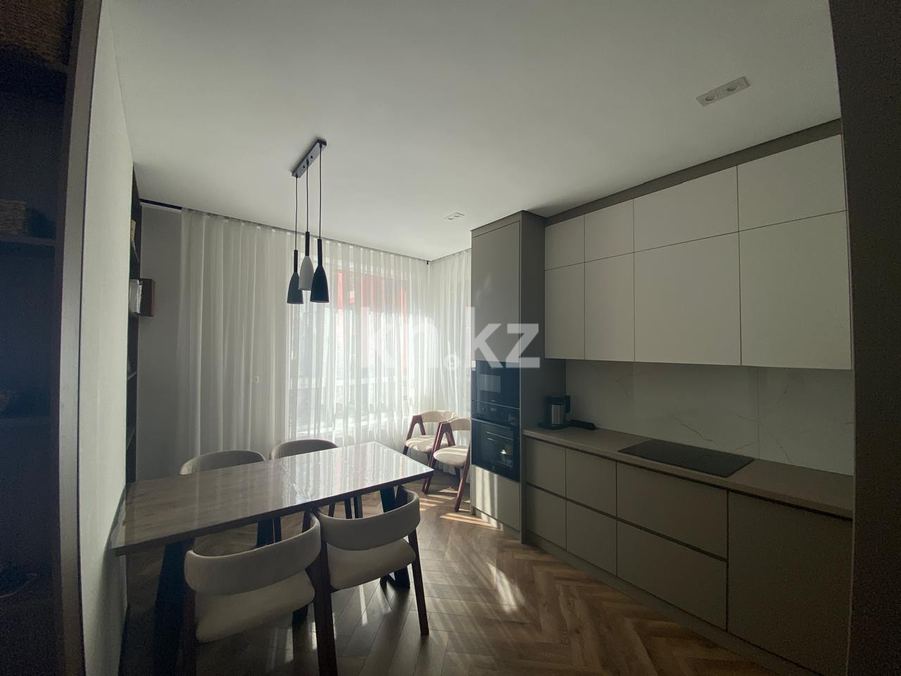 Продажа 2-комнатной квартиры, 45 м², пр. Кошкарбаева - Продажа квартир в Астане фото 1 из 10
