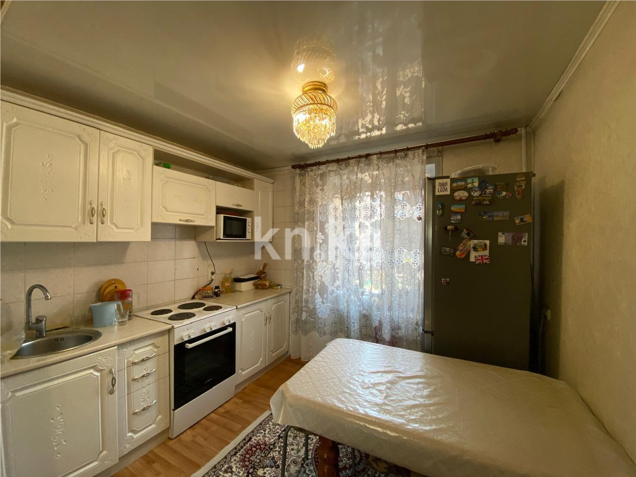 Продажа 4-комнатной квартиры, 97 м², ул. Космонавтов - Продажа  четырехкомнатных квартир в Караганде фото 10 из 18