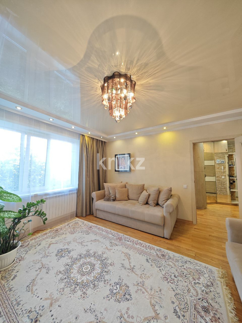 Продажа 3-комнатной квартиры, 62 м², мкр-н Голубые Пруды в Караганде - фото 2