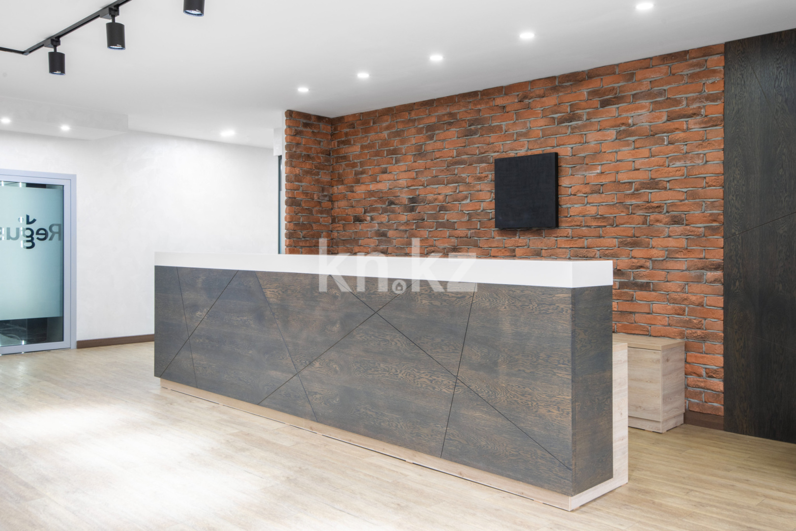 Аренда , ул. Кунаева, дом  10 - Аренда офисных и торговых помещений в Астане фото 3 из 8