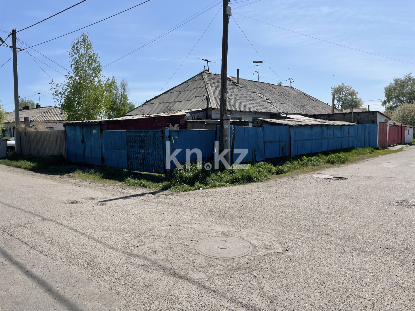 Продажа 2-комнатного дома, 37 м², ул. Братская, дом  33 - Продажа жилой и коммерческой недвижимости в Усть-Каменогорске фото 1 из 18