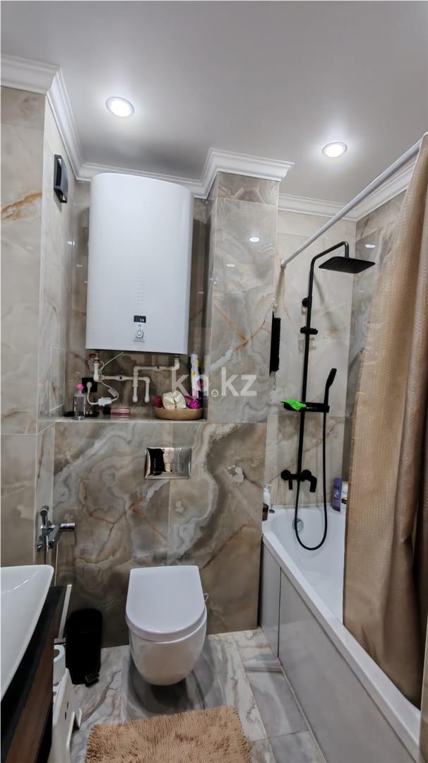 Продажа 3-комнатной квартиры, 97 м², ул. Букетова - Продажа  трехкомнатных квартир в Караганде фото 20 из 25