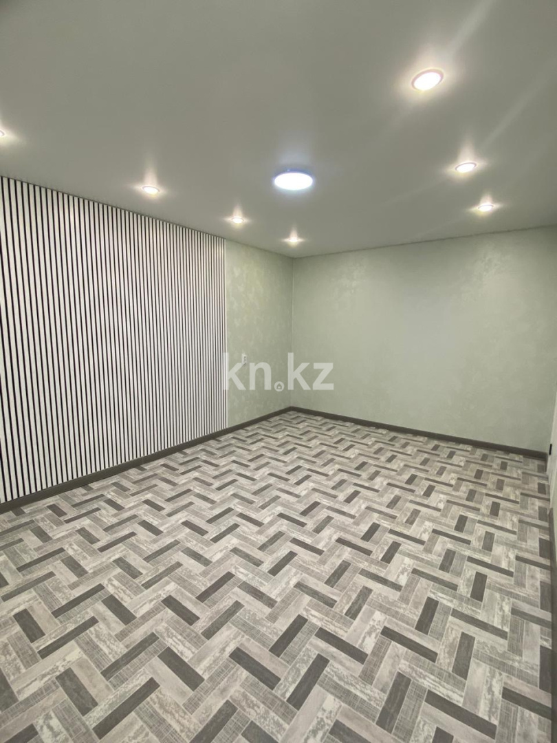 Продажа 2-комнатной квартиры, 40.3 м² - Продажа квартир от собственников в Караганде - страница 10 фото 6 из 13