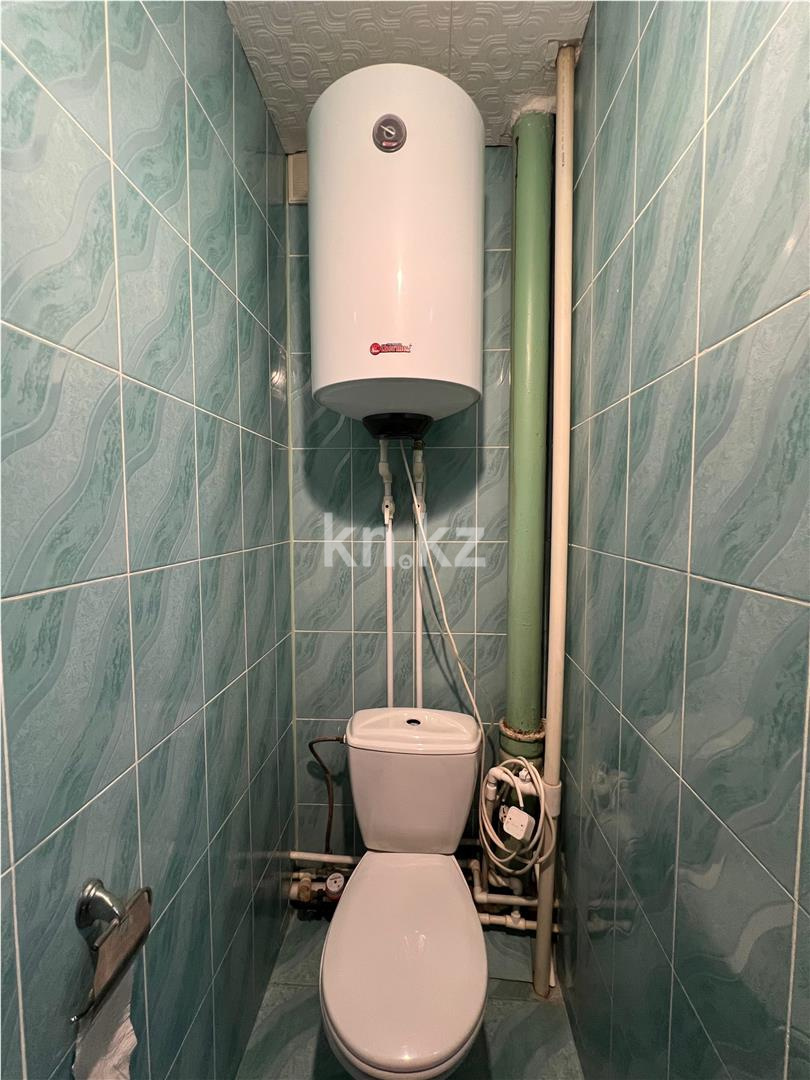 Продажа 3-комнатной квартиры, 63 м², мкр-н Голубые Пруды, дом  10 - Продажа  трехкомнатных квартир в Караганде фото 10 из 12