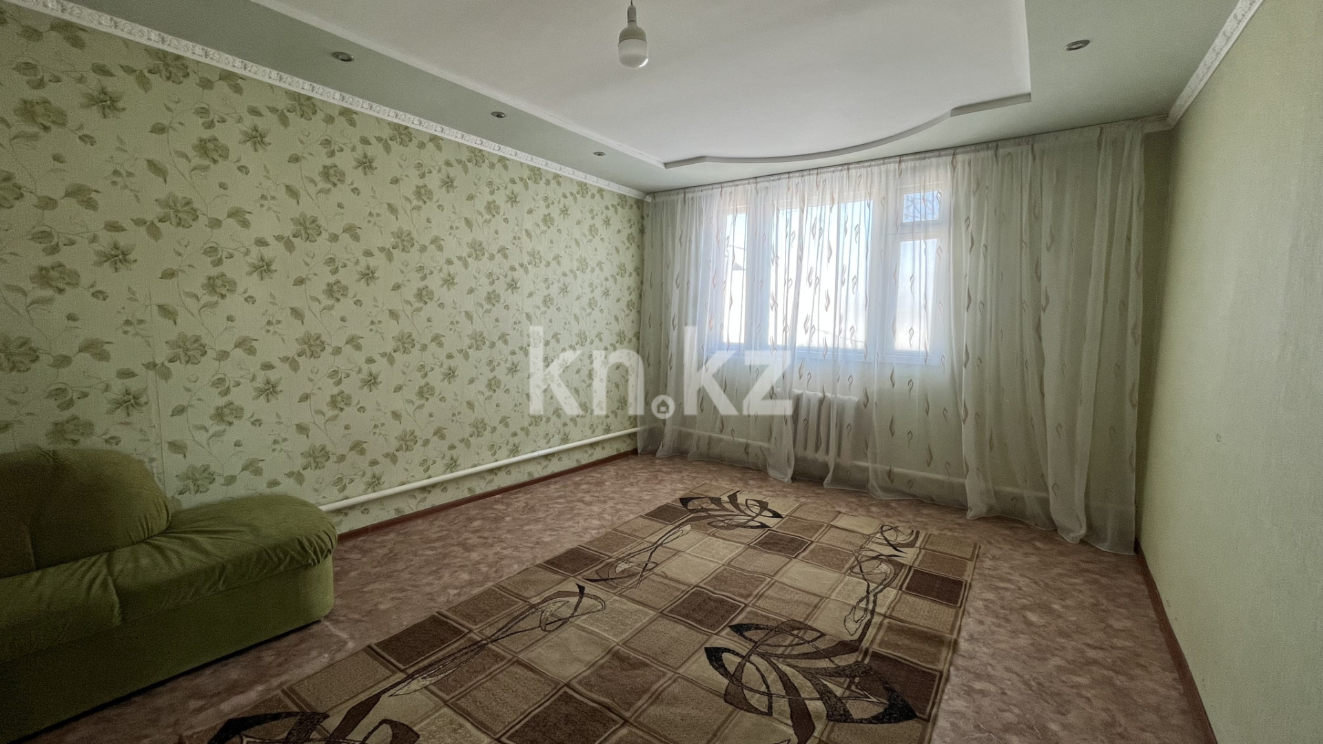 Аренда 4-комнатного дома, 100 м², ул. Жазира, дом  48 - Аренда домов в Уральске фото 2 из 9