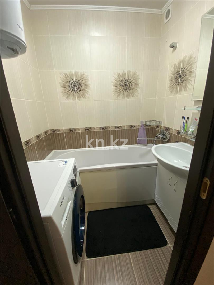 Продажа 4-комнатной квартиры, 80 м² - Продажа квартир в Караганде - страница 2 фото 15 из 24