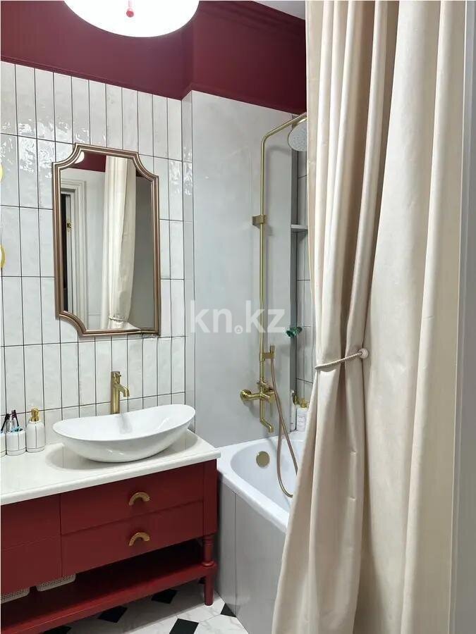 Продажа 4-комнатной квартиры, 95 м² в Астане - фото 2