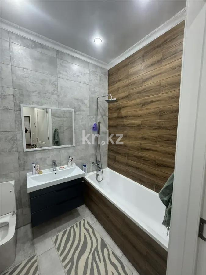 Продажа 2-комнатной квартиры, 65 м², ул. Байтурсынова, дом  14/1 в Астане - фото 4