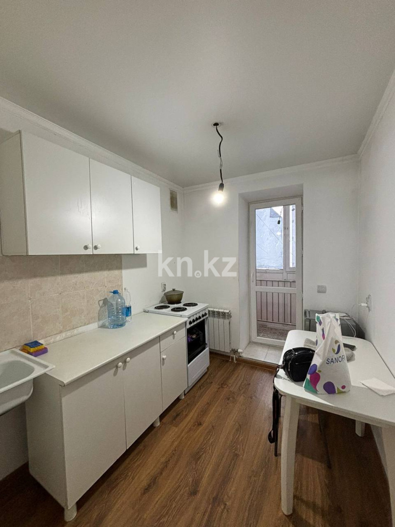 Аренда 1-комнатной квартиры, 38 м² в Астане