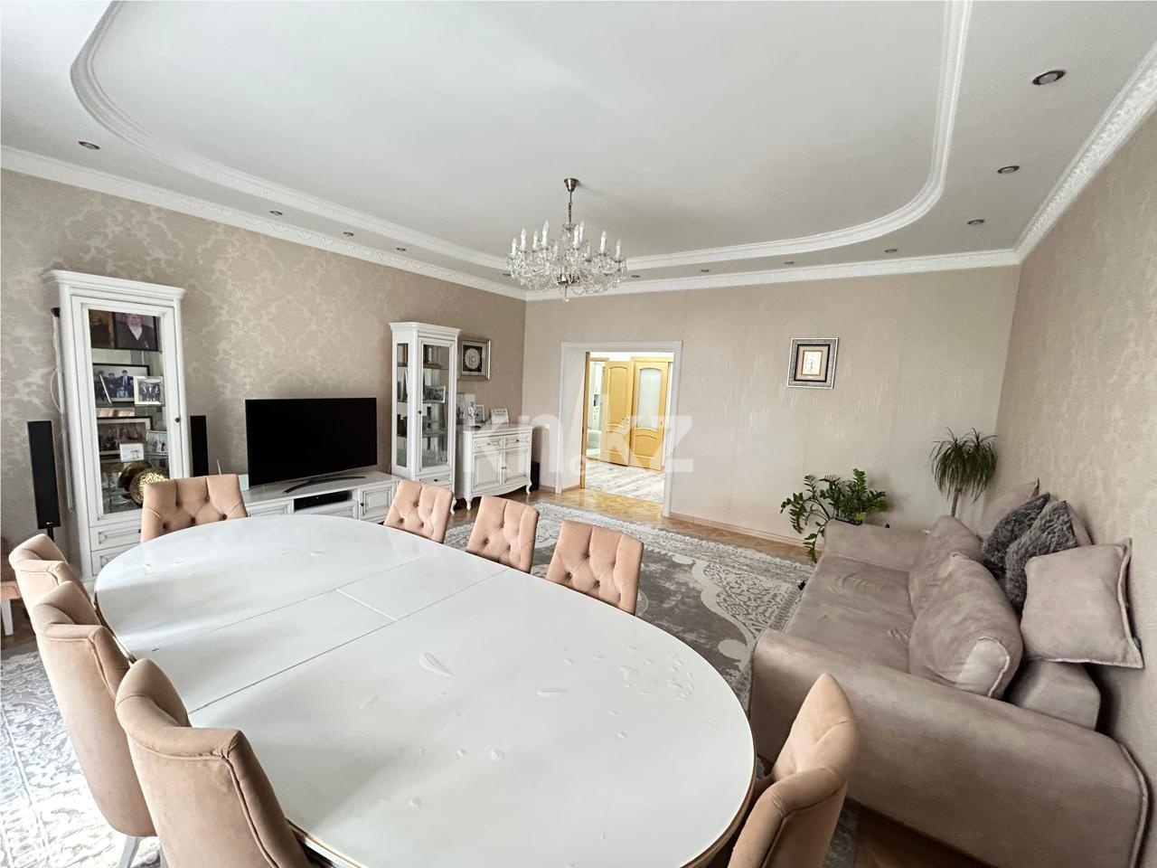 Продажа 4-комнатной квартиры, 121.1 м² в Астане - фото 4