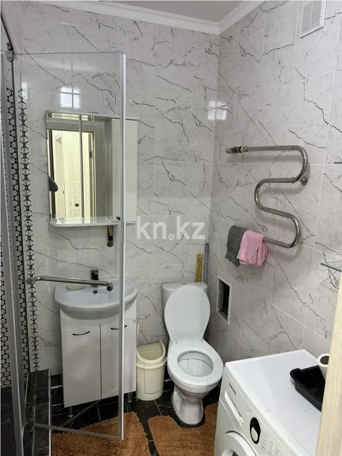 Продажа 1-комнатной квартиры, 38 м², пр. Аль-Фараби, дом  30 в Астане - фото 3