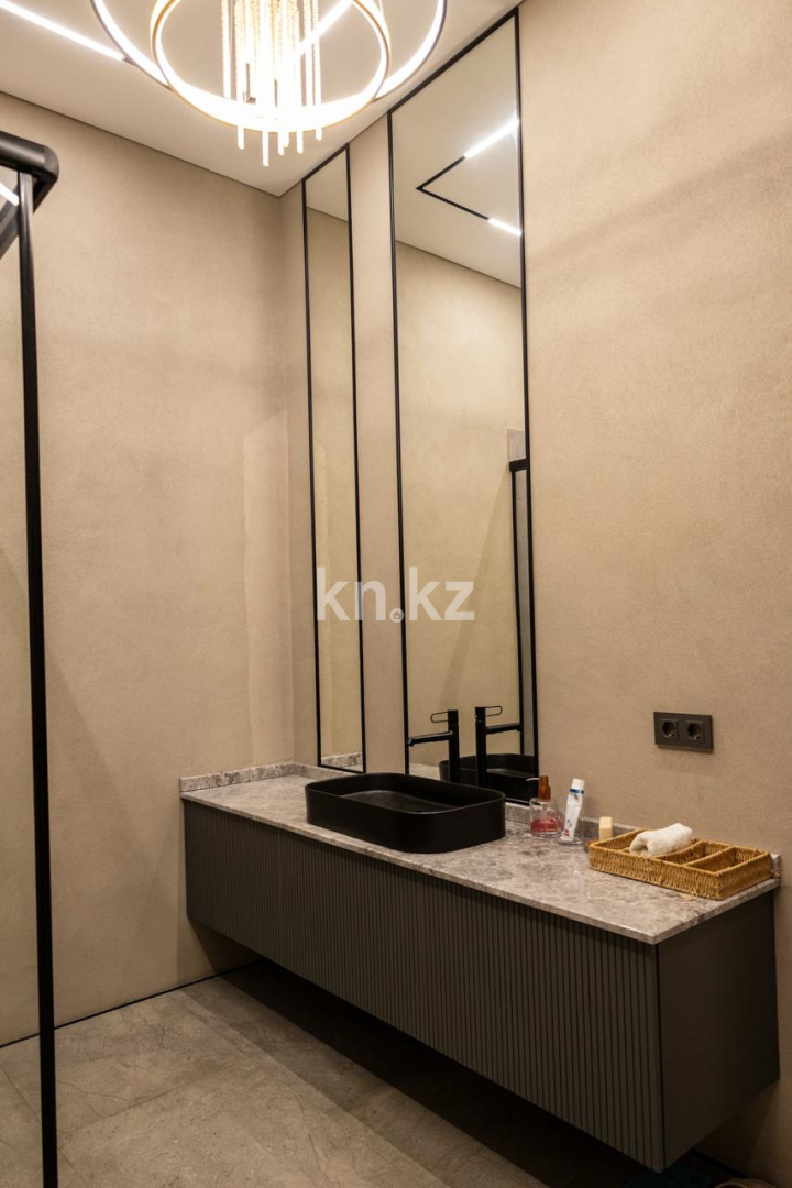 Продажа 6-комнатной квартиры, 650 м² - Продажа пятикомнатных и более квартир в Алматы фото 17 из 40