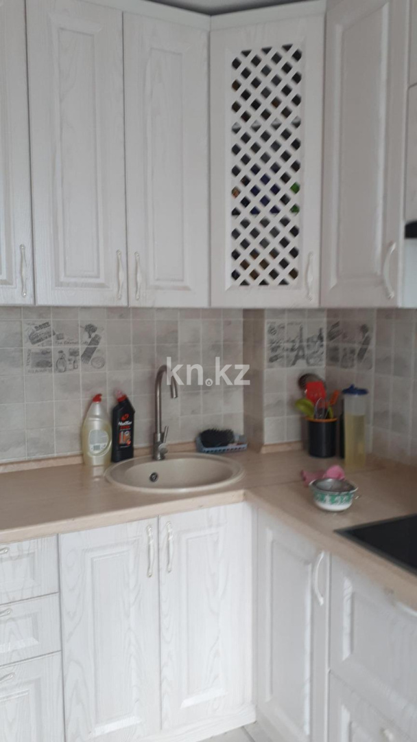 Продажа 5-комнатной квартиры, 119 м², ул. Аманжолова, дом  69 - Продажа квартир в Караганде фото 5 из 21