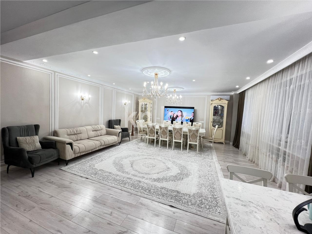 Продажа 3-комнатной квартиры, 107 м² в Караганде