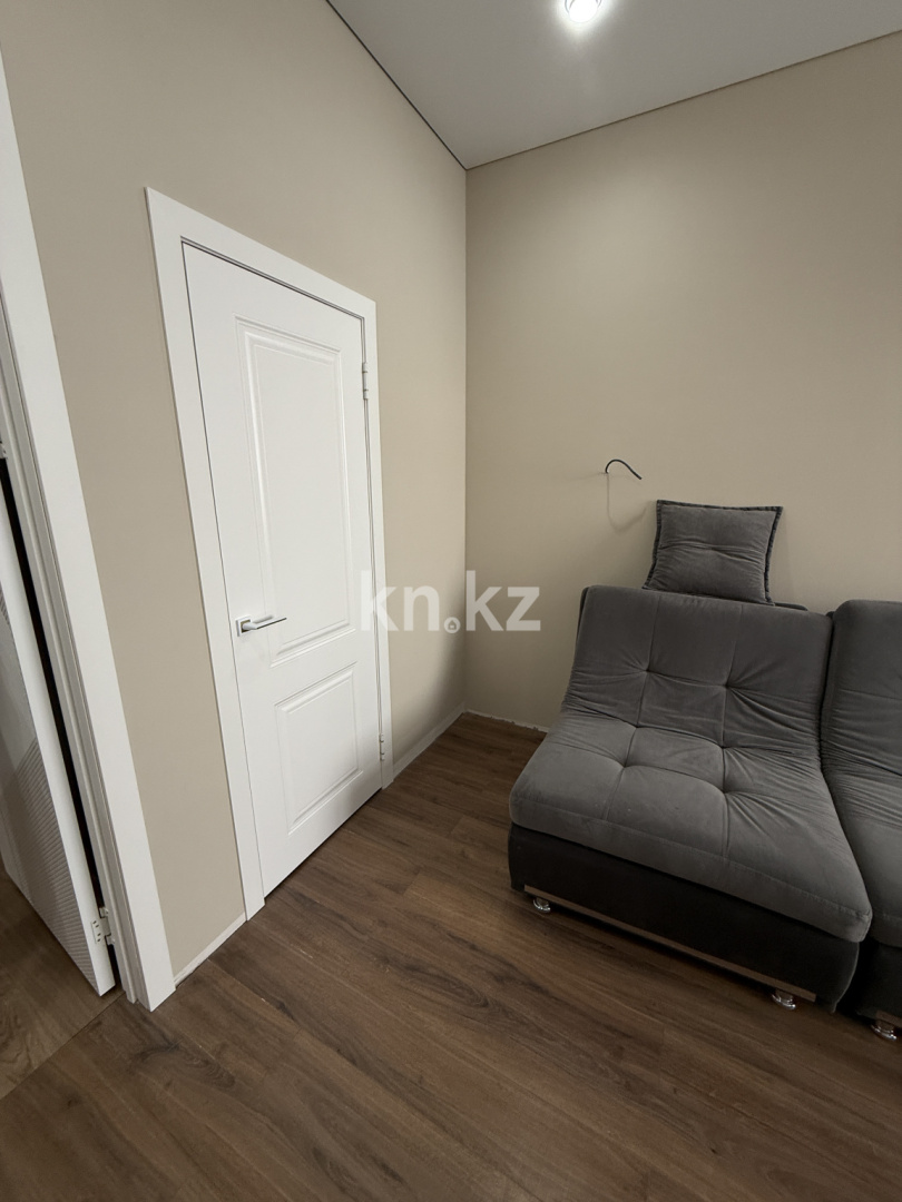 Продажа 2-комнатной квартиры, 70 м², ул. Букетова, дом  3 в Караганде - фото 9