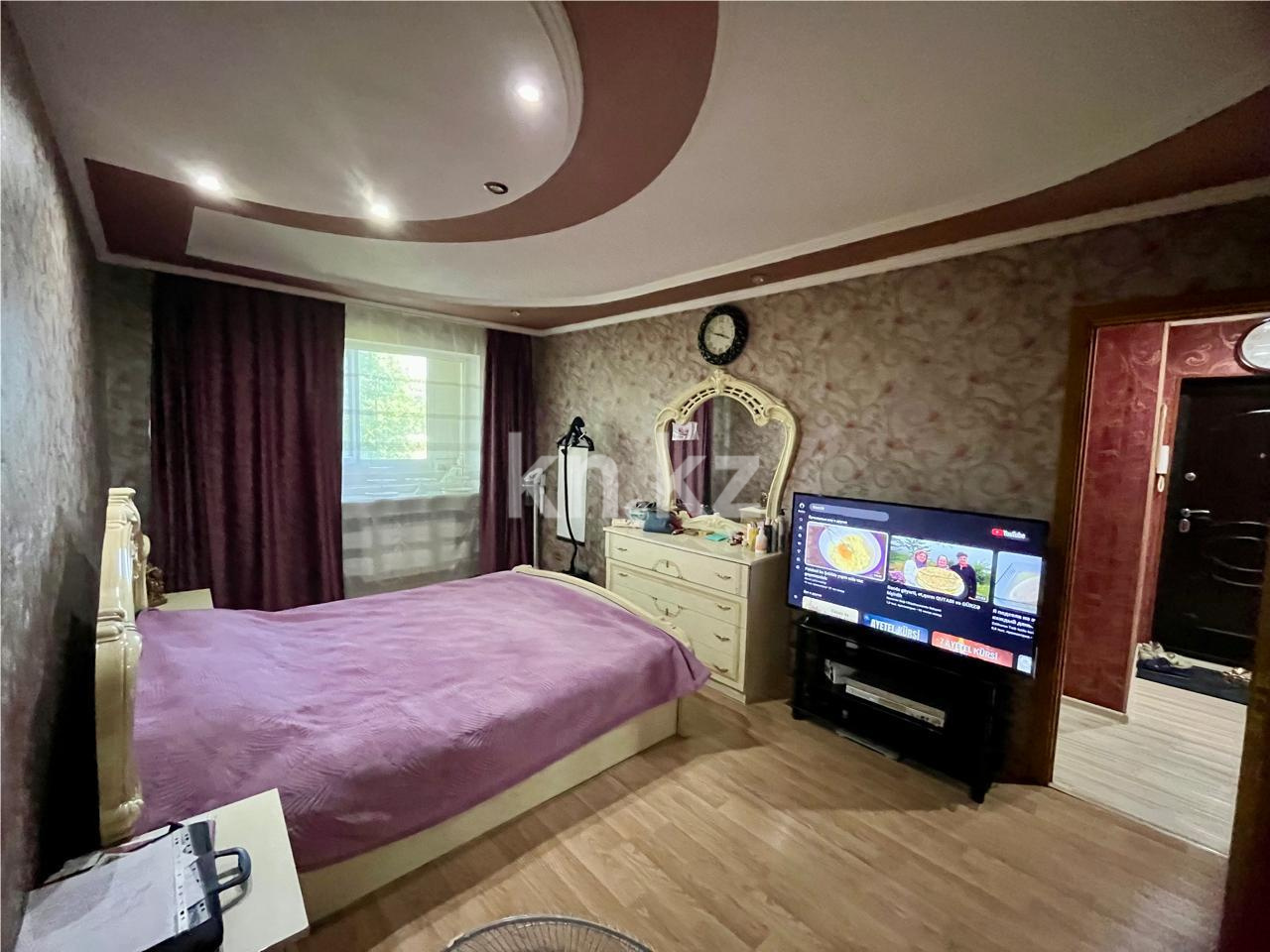 Продажа 3-комнатной квартиры, 62 м², мкр-н 19 в Караганде - фото 4