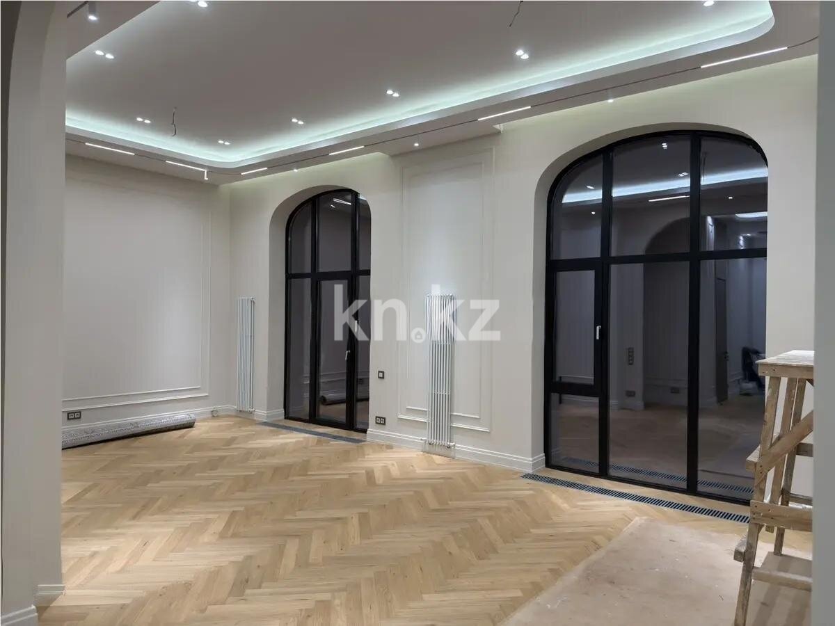 Продажа 5-комнатной квартиры, 237 м² в Алматы