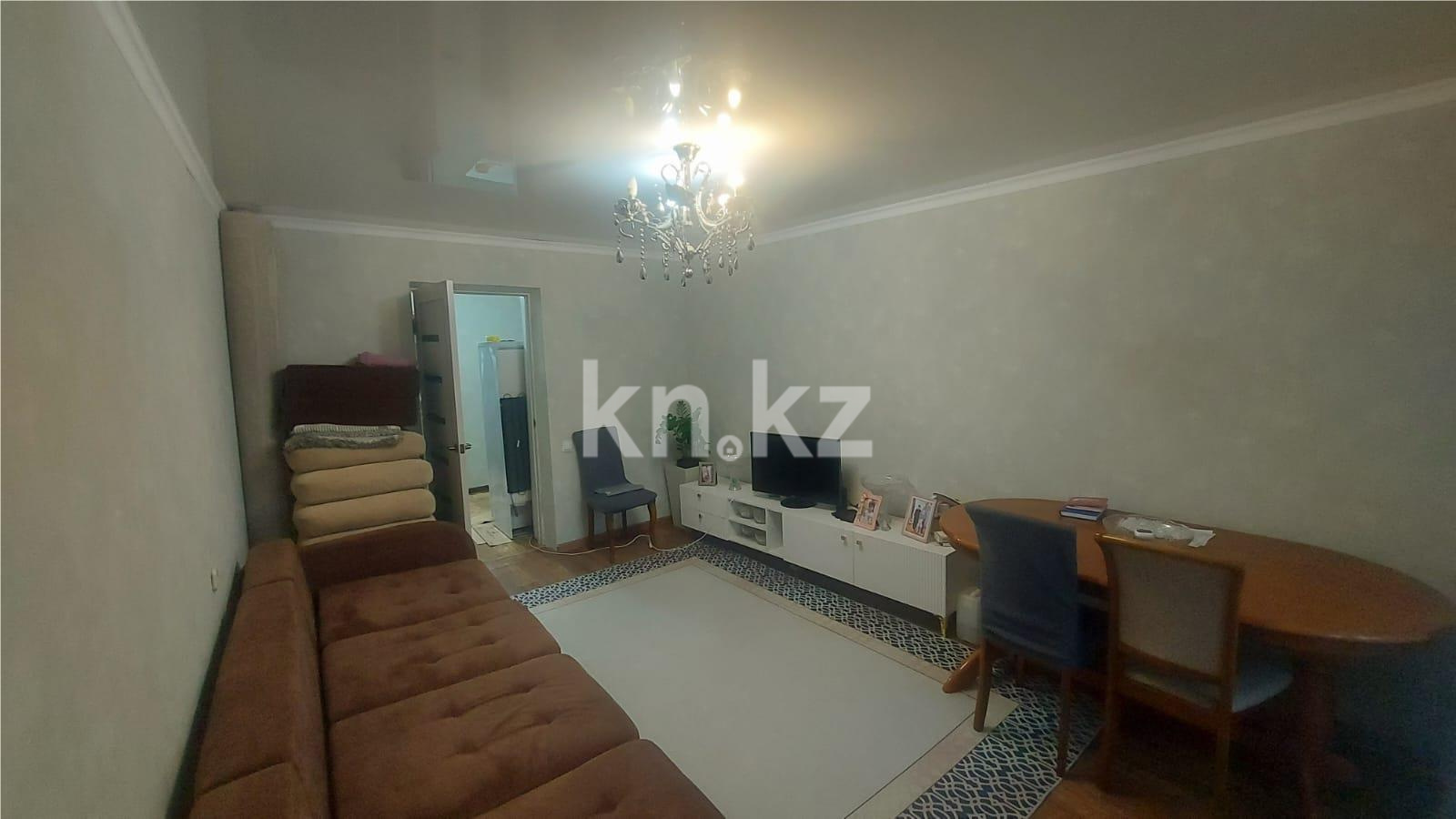 Продажа 3-комнатной квартиры, 59 м², мкр-н Восток-1 - Продажа квартир в Караганде фото 2 из 16