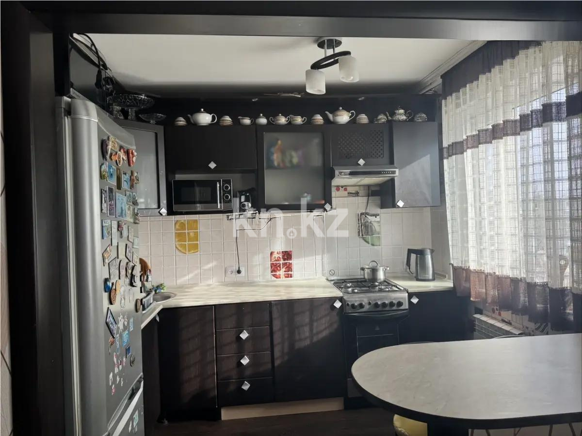 Продажа 3-комнатной квартиры, 61 м², мкр-н 23, дом  35 в Караганде - фото 4