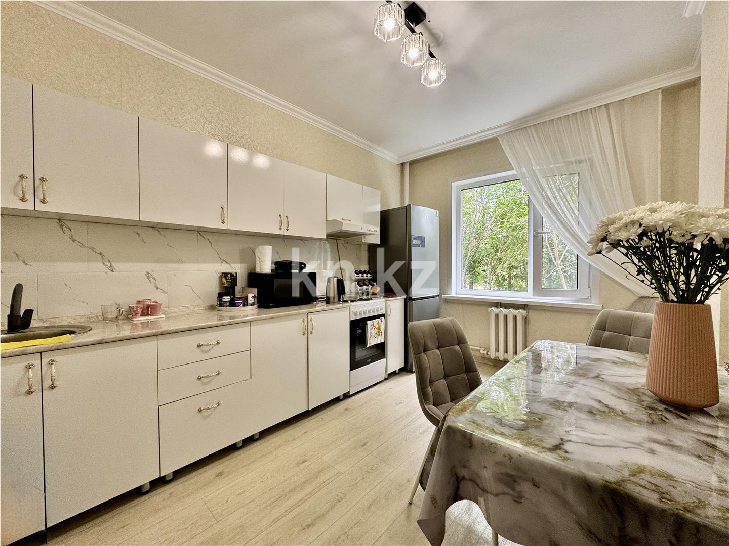 Продажа 1-комнатной квартиры, 48 м², пр. Шахтеров, дом  31б - Продажа  однокомнатных квартир в Караганде фото 11 из 27