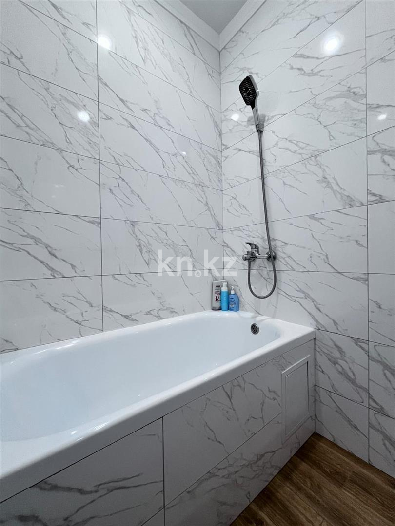 Продажа 3-комнатной квартиры, 83 м², ул. Таттимбета - Продажа квартир в Караганде фото 17 из 22