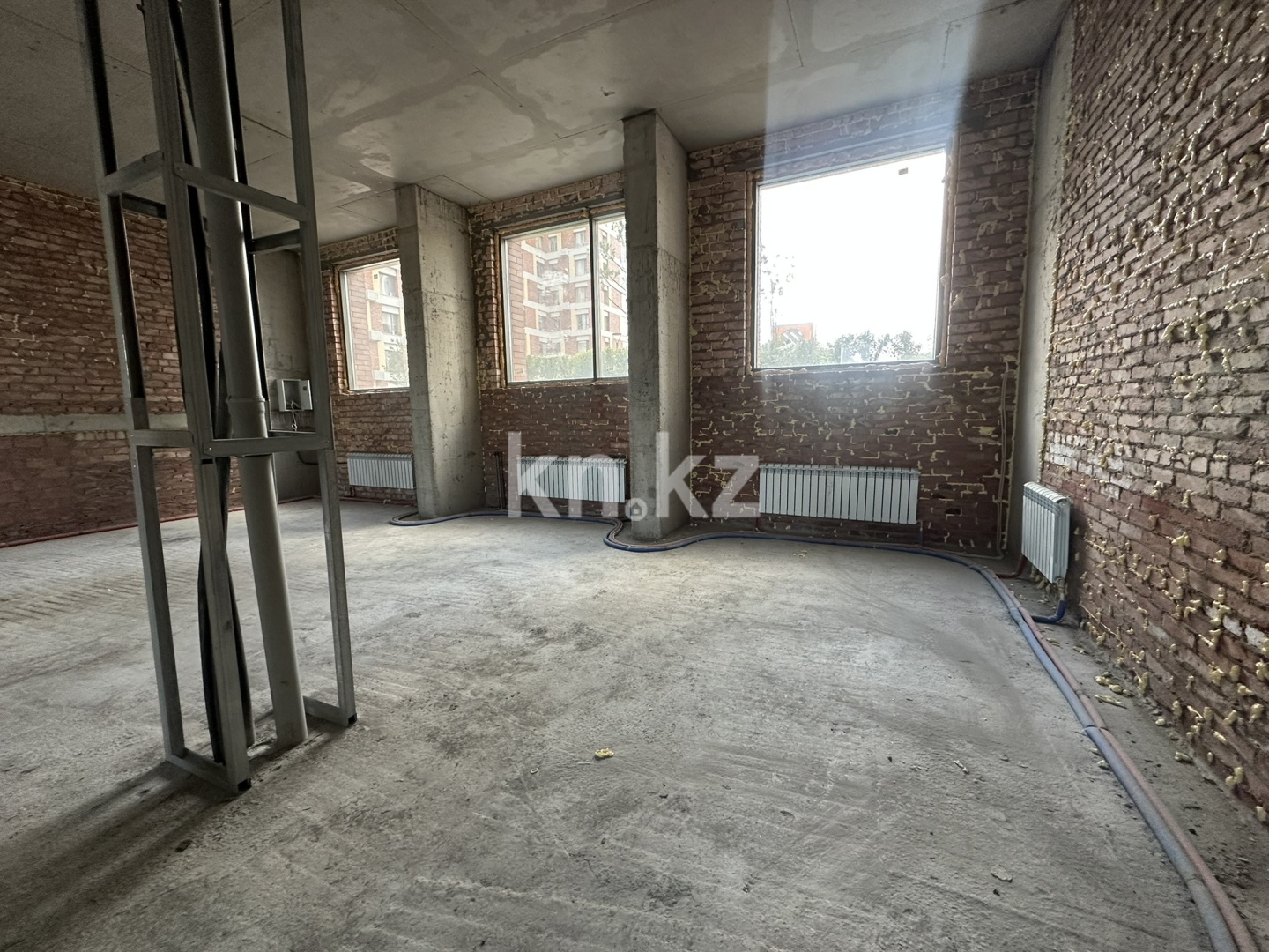 Продажа помещения, 158 м² - Продажа офисных и торговых помещений в Казахстане - страница 2 фото 3 из 10