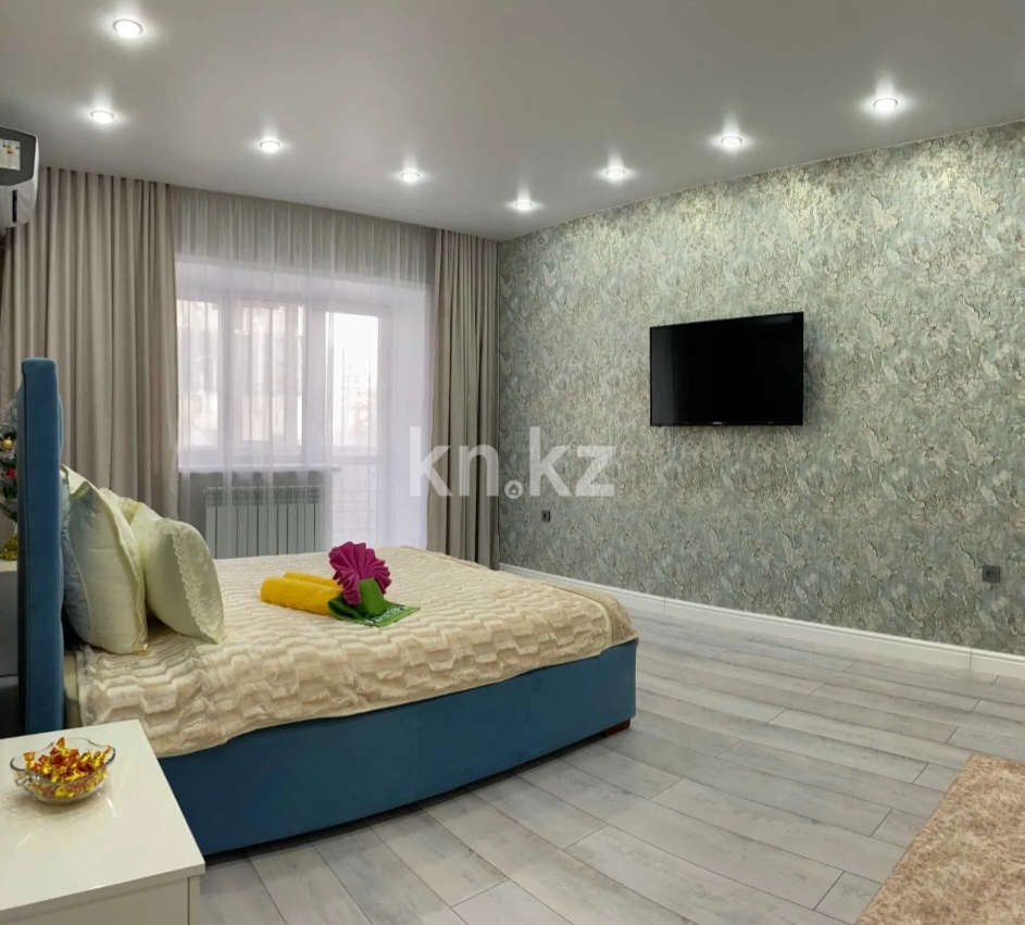 Аренда 2-комнатной квартиры посуточно, 56 м² - Недвижимость в Алматы - страница 22 фото 2 из 12