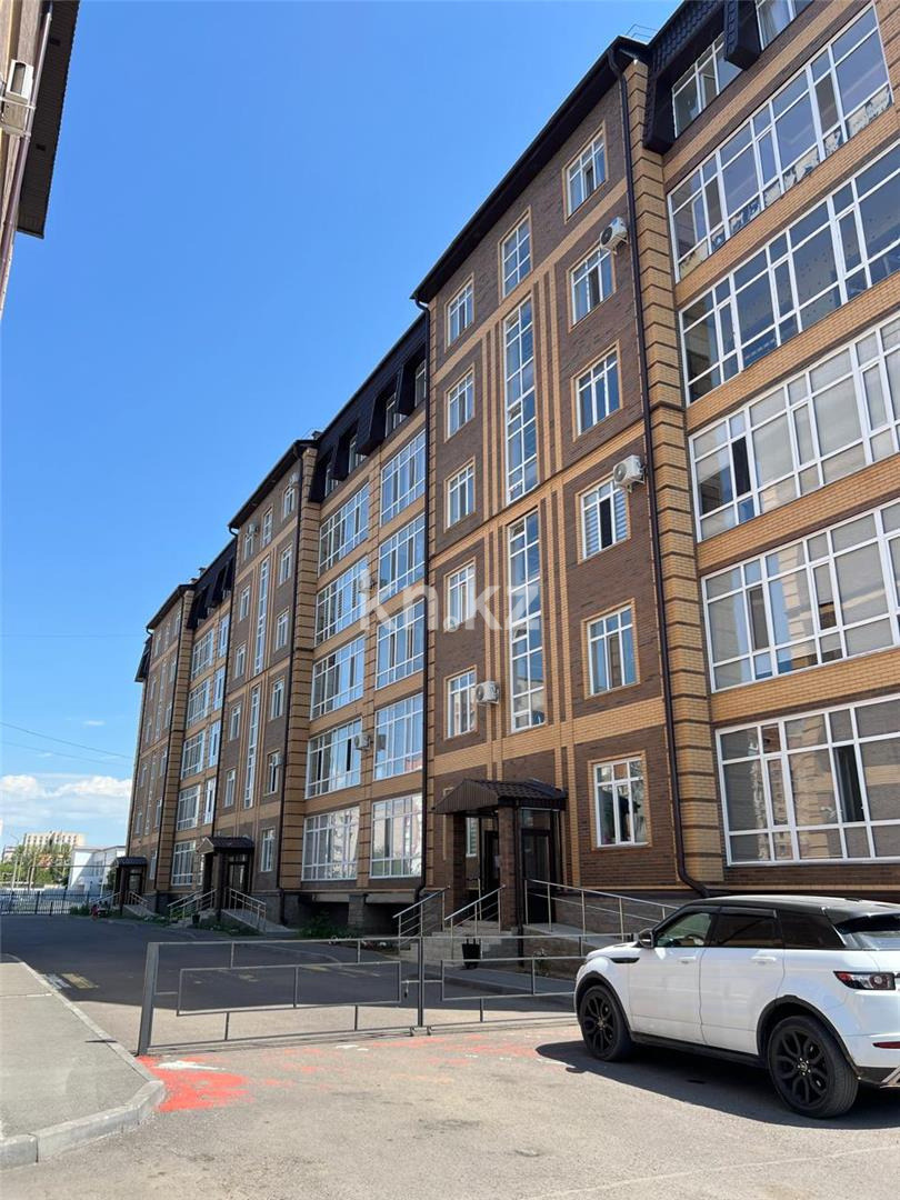 Продажа 3-комнатной квартиры, 95 м², ул. Муканова, дом  1/9 - Продажа  трехкомнатных квартир в Караганде с фото фото 2 из 15