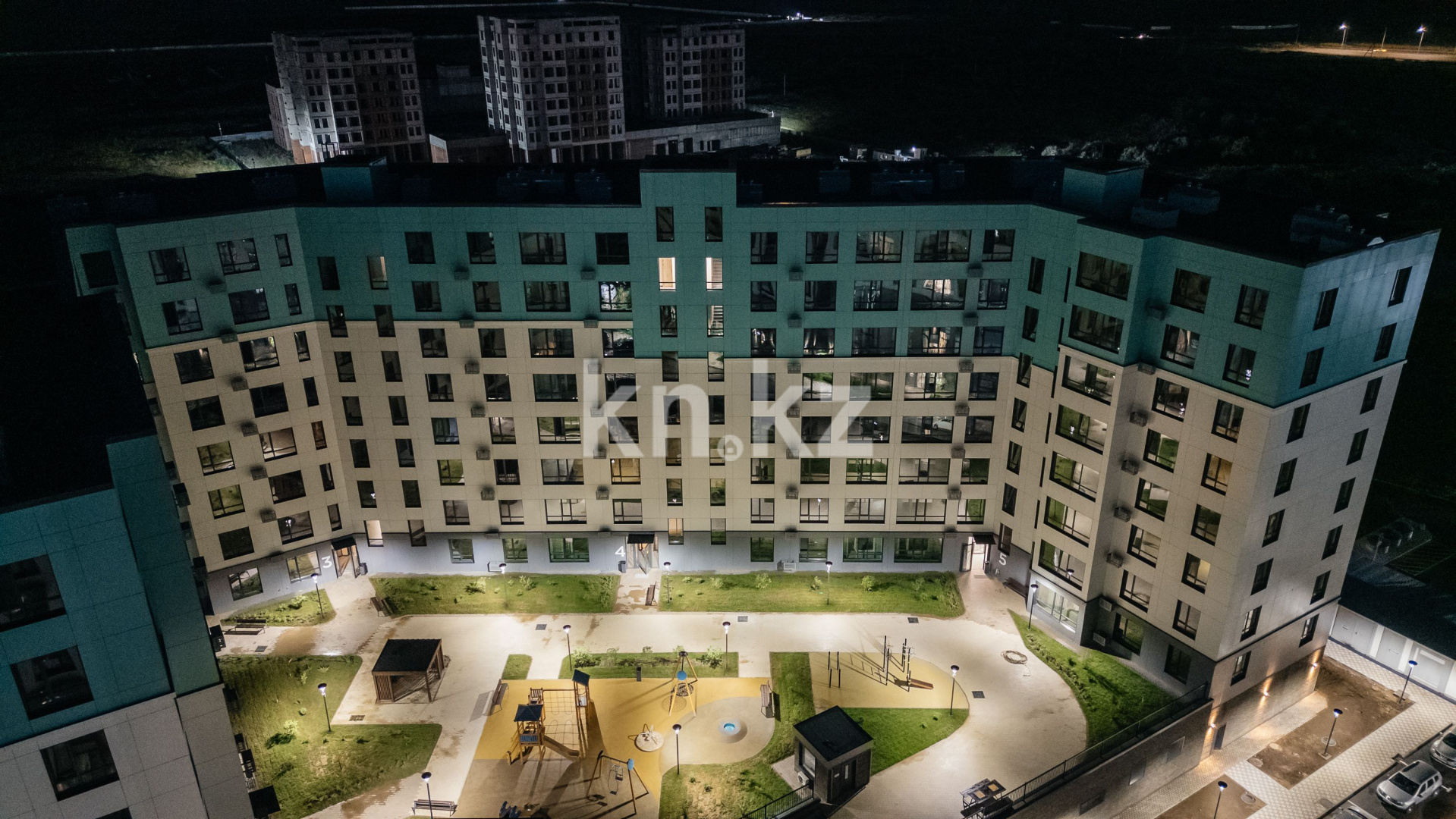 Продажа 3-комнатной квартиры, 91 м², ул. Онгарсыновой, дом  8/2 стр в Астане - фото 15
