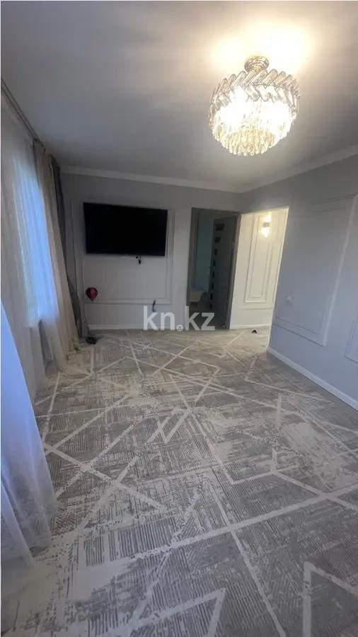 Продажа 3-комнатной квартиры, 56 м², мкр-н 8, дом  84 - Продажа  трехкомнатных квартир в Алматы без посредников фото 1 из 6