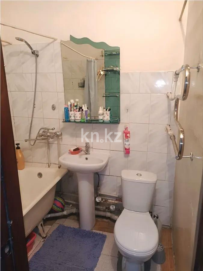 Продажа 2-комнатной квартиры, 47.2 м², мкр-н 7, дом  5 в Алматы - фото 4