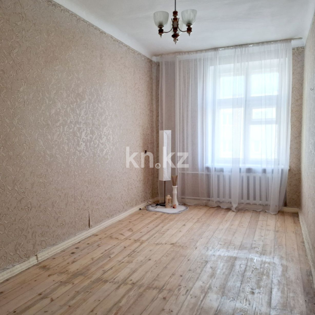 Продажа 3-комнатной квартиры, 65 м², пр. Шакарима, дом  177 - Продажа  трехкомнатных квартир в Усть-Каменогорске фото 7 из 16