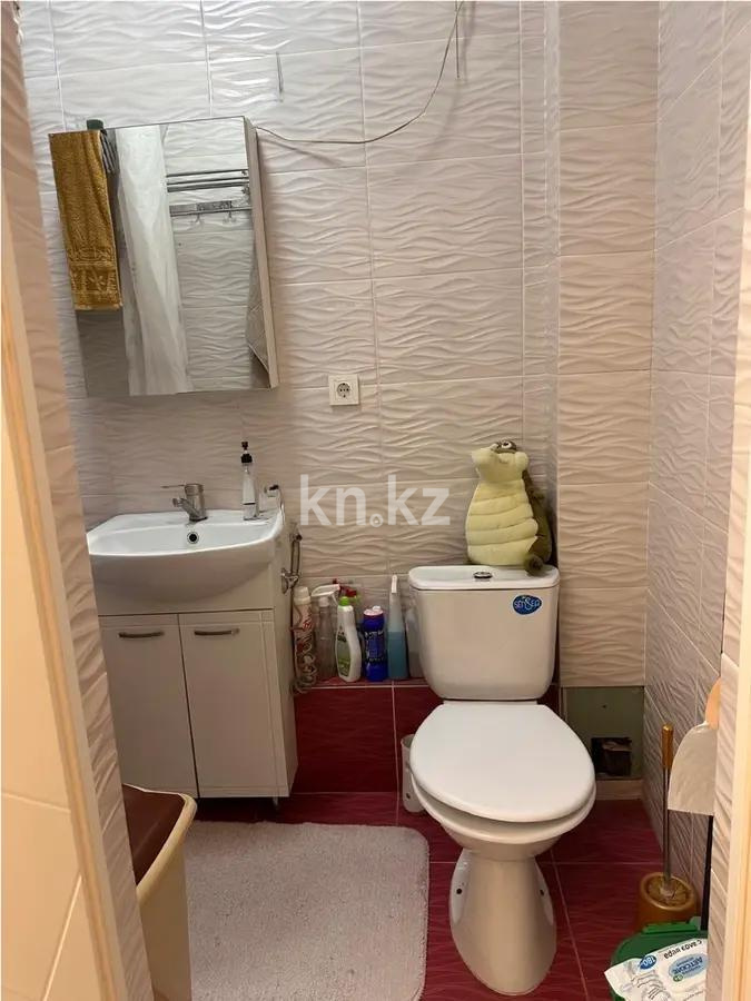 Продажа 3-комнатной квартиры, 52.3 м² в Алматы - фото 4