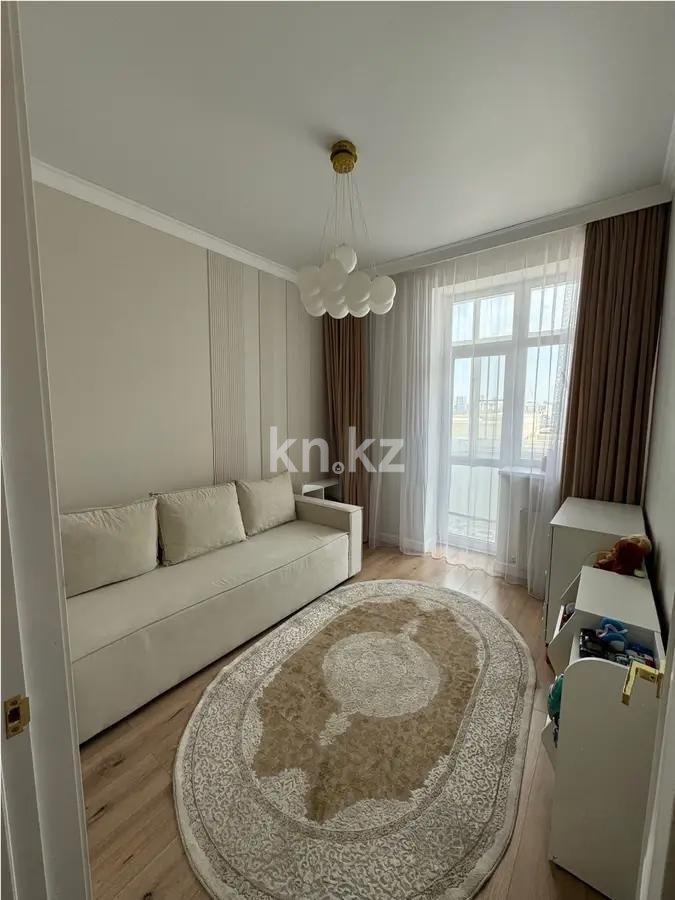 Продажа 3-комнатной квартиры, 57 м², ул. Толе би, дом  12/1 - Продажа  трехкомнатных квартир в Астане фото 1 из 5