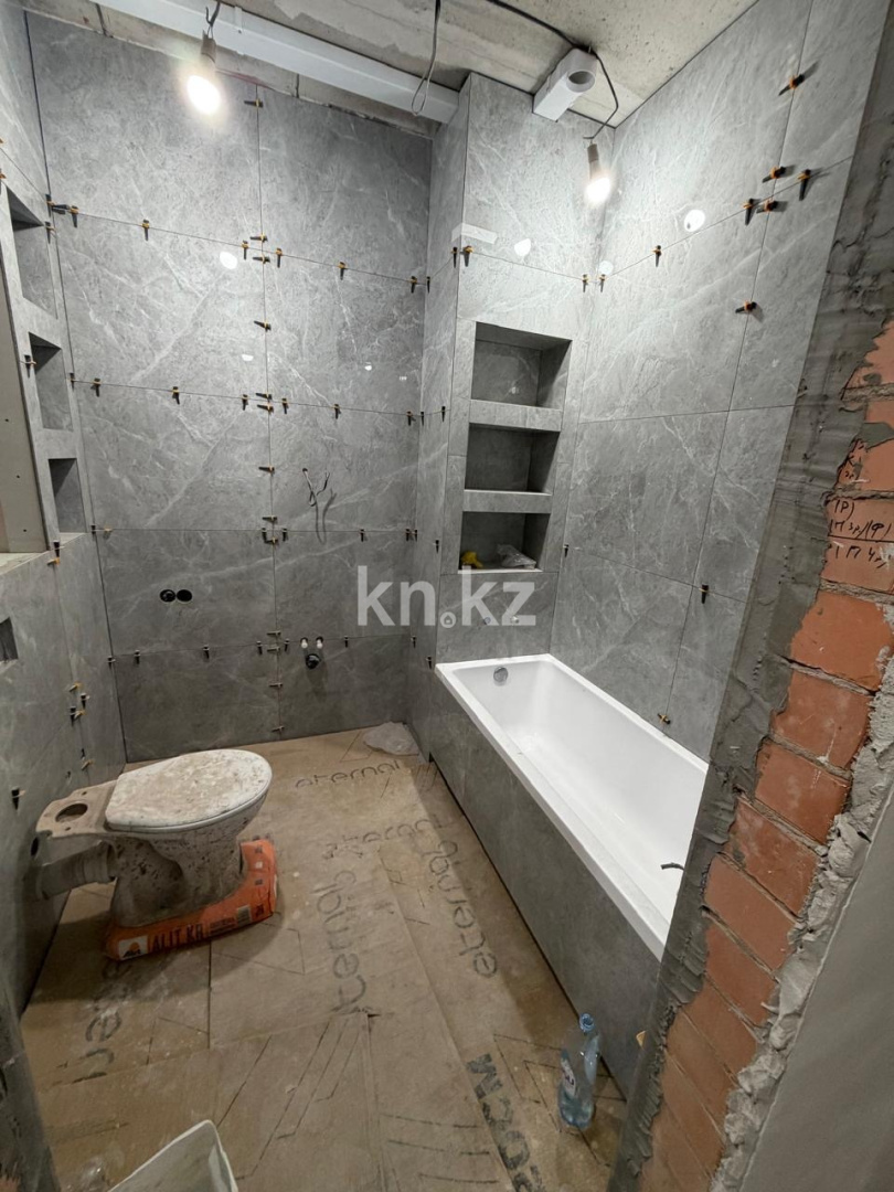 Продажа 2-комнатной квартиры, 55 м² - Продажа квартир от собственников в Караганде - страница 5 фото 10 из 14