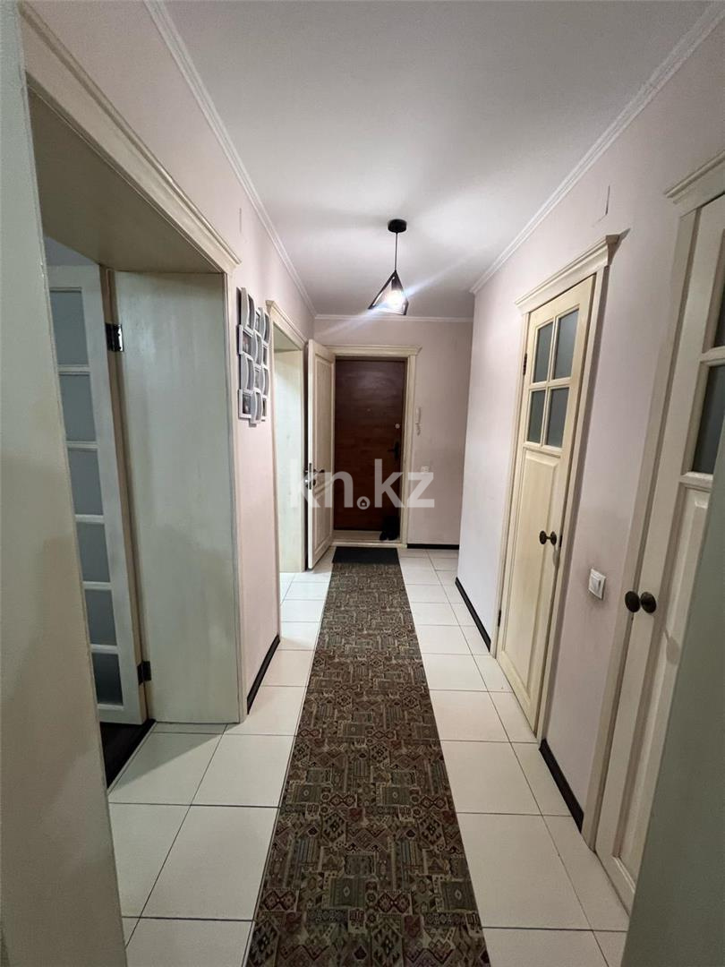 Продажа 3-комнатной квартиры, 68 м², пр. Шахтеров, дом  31 в Караганде - фото 18