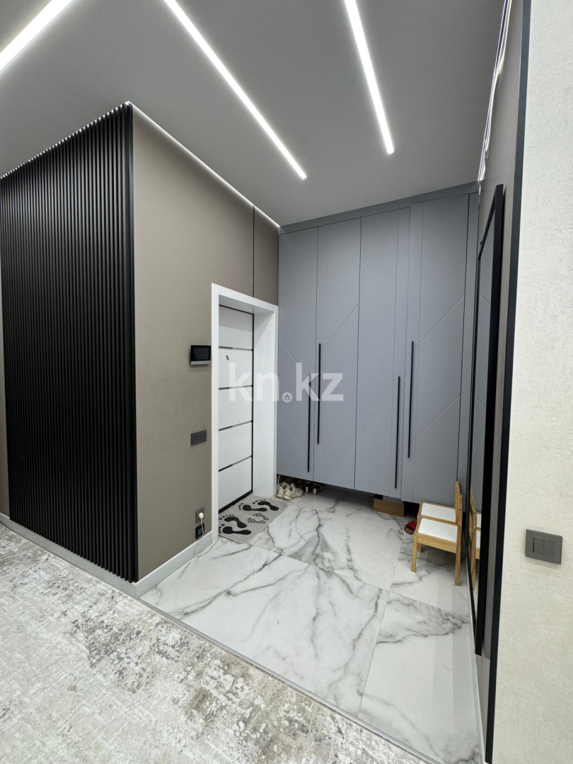 Продажа 4-комнатной квартиры, 105 м², ул. Таттимбета, дом  35 - Продажа  четырехкомнатных квартир в Караганде фото 10 из 14