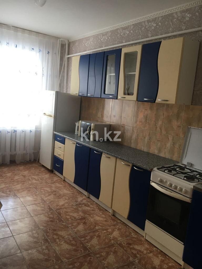 Аренда 1-комнатной квартиры, 38 м² в Астане