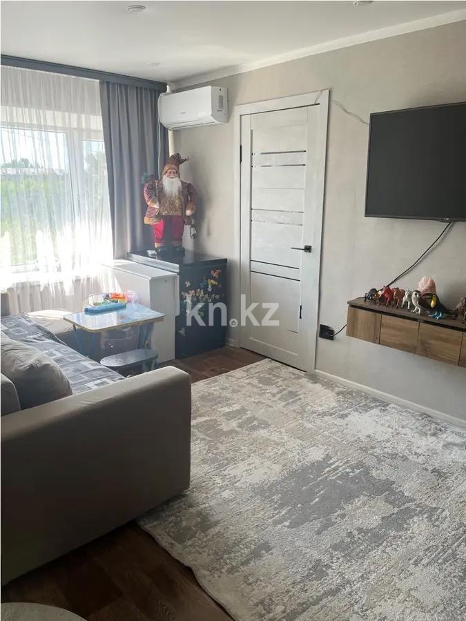 Продажа 3-комнатной квартиры, 45 м², ул. Магнитогорская, дом  45 - Продажа квартир в Караганде фото 1 из 5
