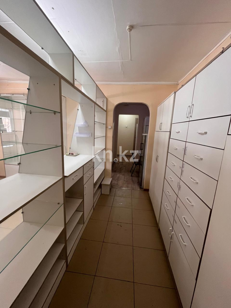 Продажа , 47 м², мкр-н Восток-3, дом  20 - Продажа офисных и торговых помещений в Караганде фото 7 из 15