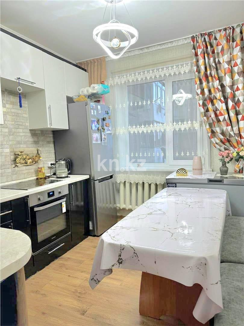 Продажа 3-комнатной квартиры, 63 м² - Недвижимость в Караганде - страница 2 фото 6 из 13