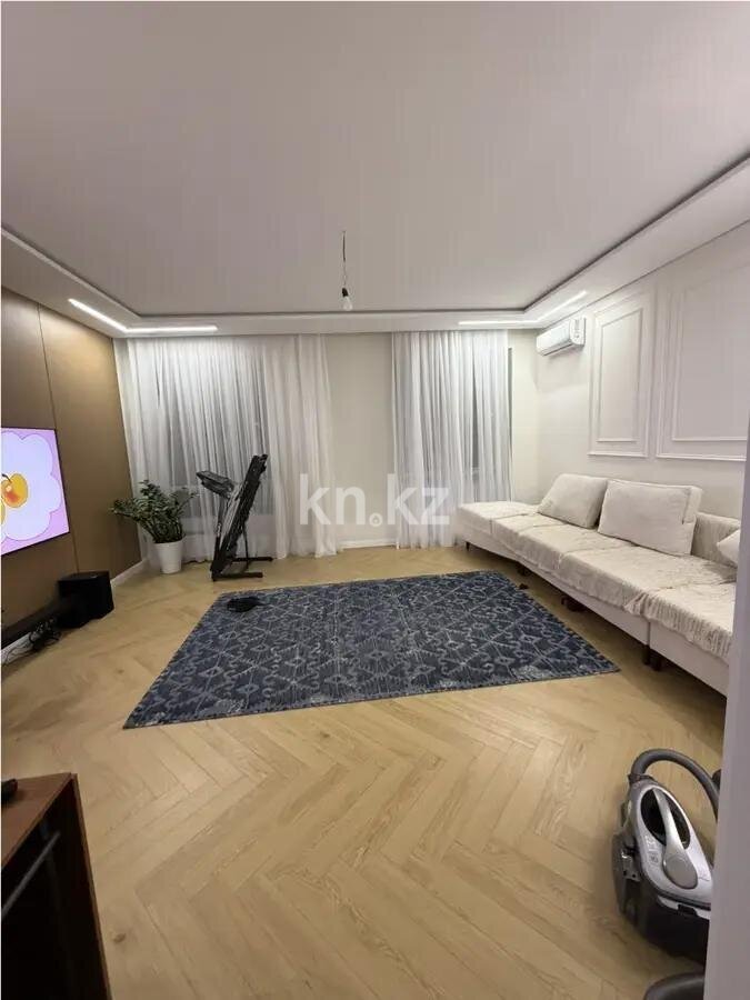 Продажа 4-комнатной квартиры, 120 м² в Астане