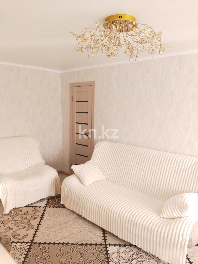 Аренда 2-комнатной квартиры посуточно, 50 м², пр. Бухар-жырау, дом  60 - Аренда  двухкомнатных квартир посуточно в Караганде фото 5 из 6