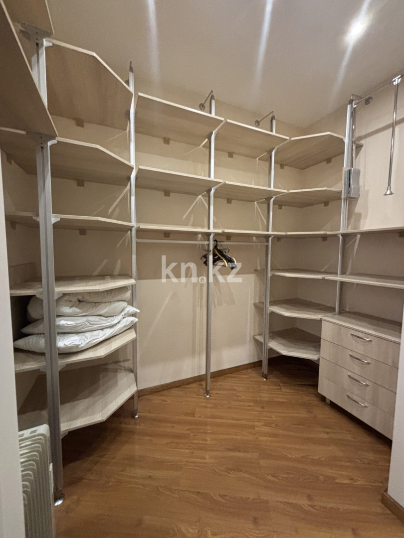 Аренда 2-комнатной квартиры, 104 м², Жамал Омаровой - Аренда квартир помесячно в Алматы с фото фото 13 из 16