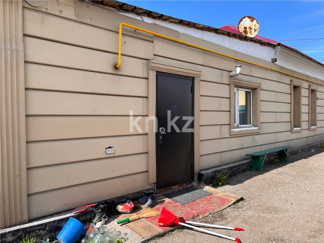 Продажа 4-комнатного дома, 80 м², ул. Бадина - Продажа домов, коттеджей в Караганде с фото фото 1 из 24