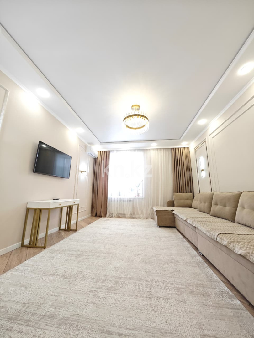 Продажа 4-комнатной квартиры, 120 м², пр. Шахтеров, дом  73/1 в Караганде - фото 2