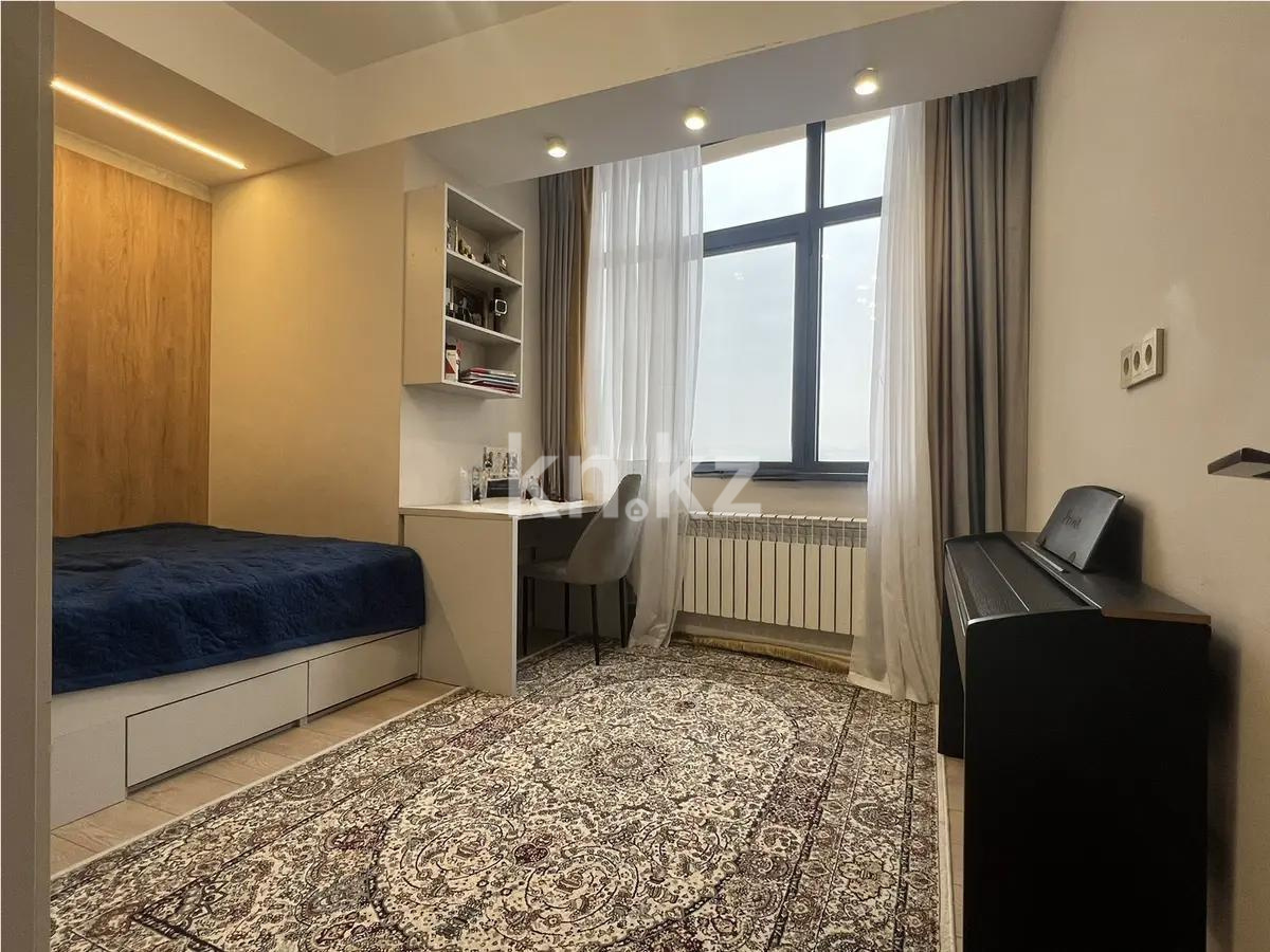 Продажа 4-комнатной квартиры, 126.2 м² - Продажа земельных участков в Уральске фото 4 из 6